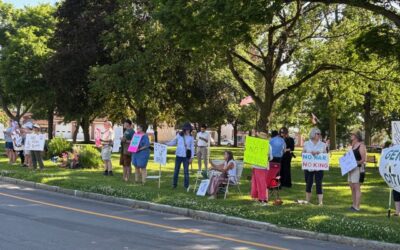 Amazing turnout for emergency rally in Avon